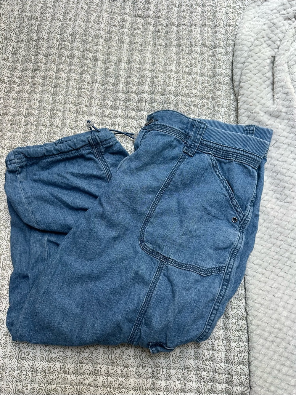 Cargo Capris - Picture 5 of 5